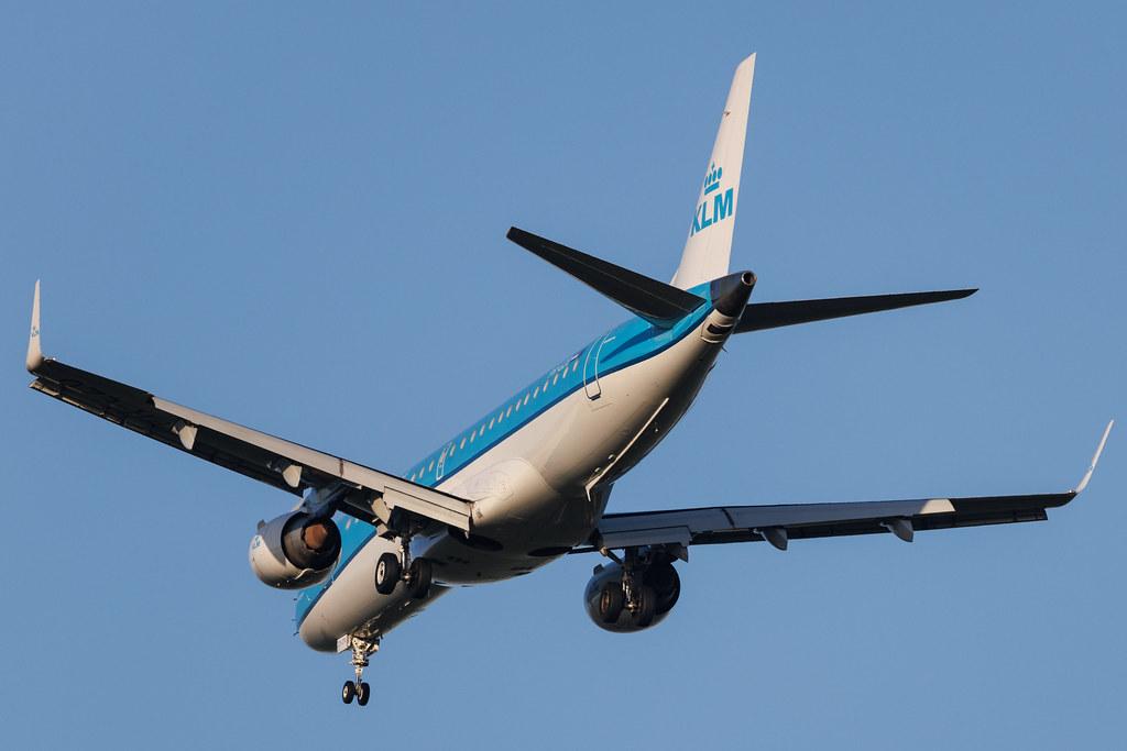 Amsterdam Schiphol: KLM (KL / KLM) | Operator: KLM Cityhopper | Embraer E190STD E190 | PH-EZD | MSN 19000279