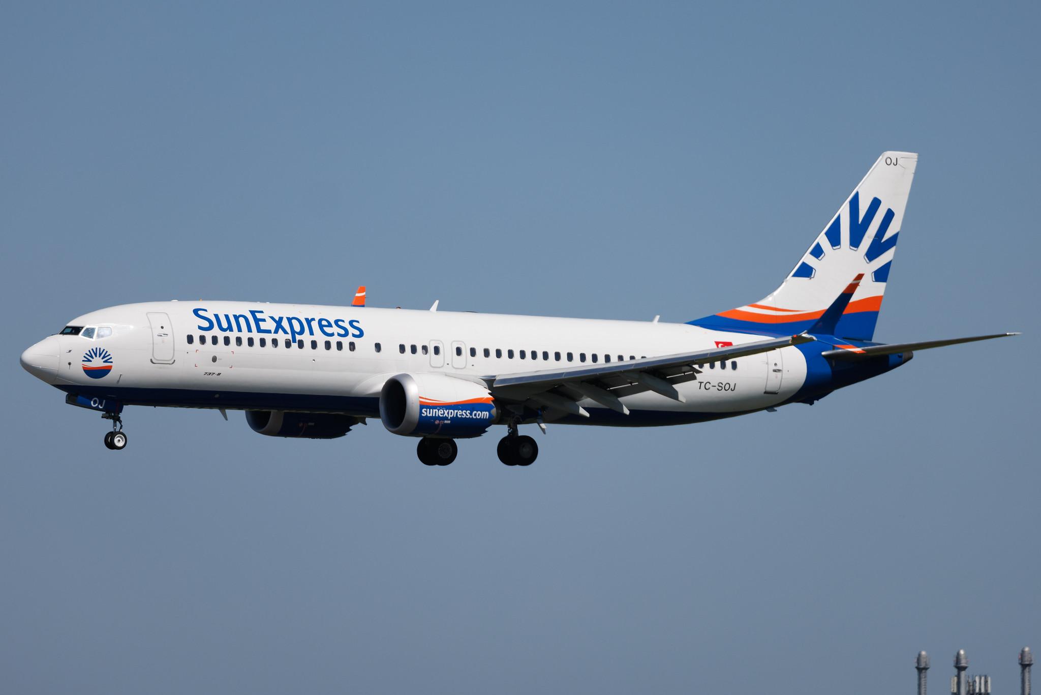 Flughafen Berlin Brandenburg: SunExpress (XQ / SXS) |  Boeing 737 MAX 8 B38M | TC-SOJ | MSN 61201