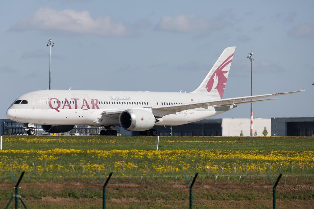 Flughafen Berlin Brandenburg: Qatar Airways (QR / QTR) |  Boeing 787-8 Dreamliner B788 | A7-BCA | MSN 38319