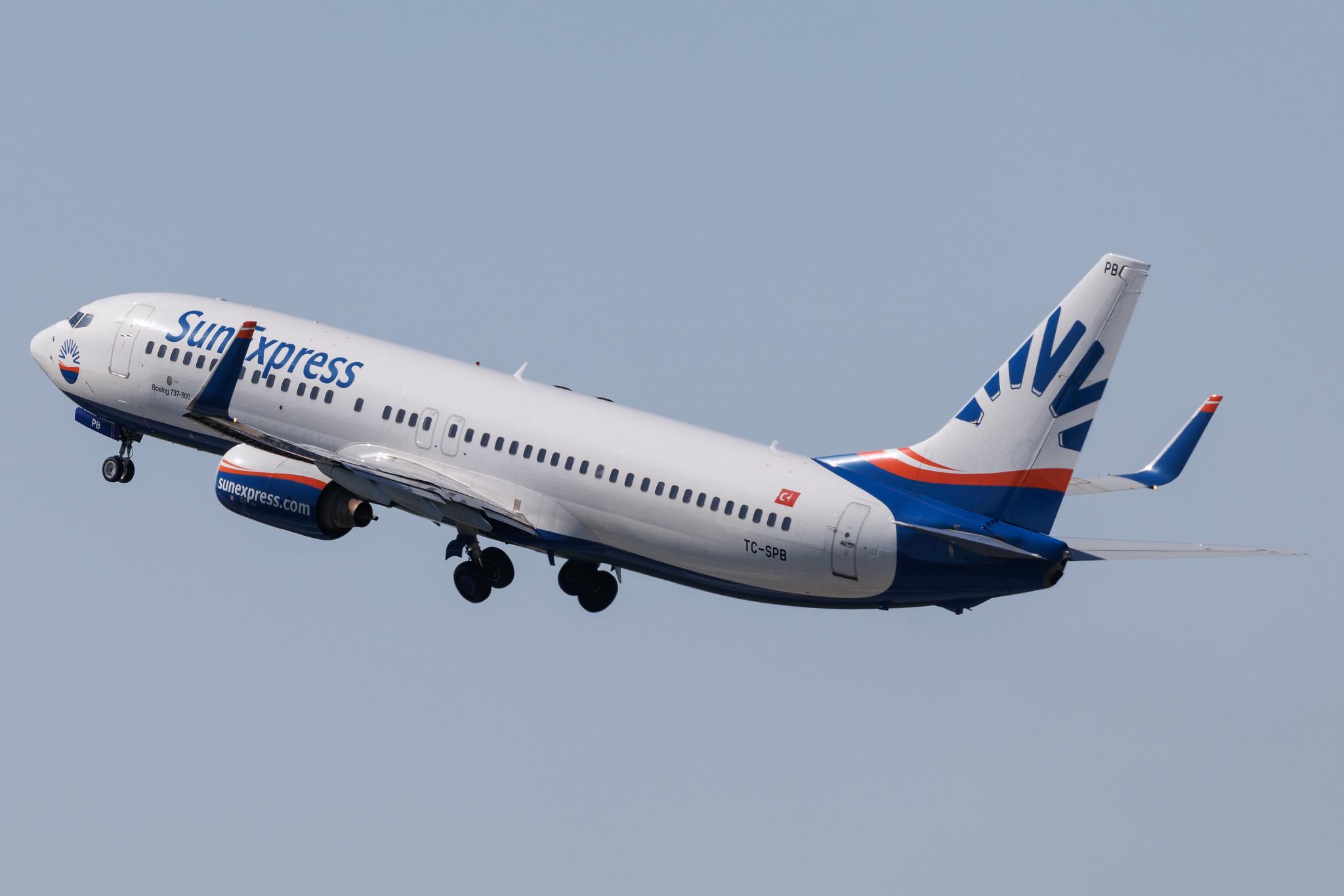 Flughafen Berlin Brandenburg: SunExpress (XQ / SXS) | Boeing 737-86Q B738 | TC-SPB | MSN 30272