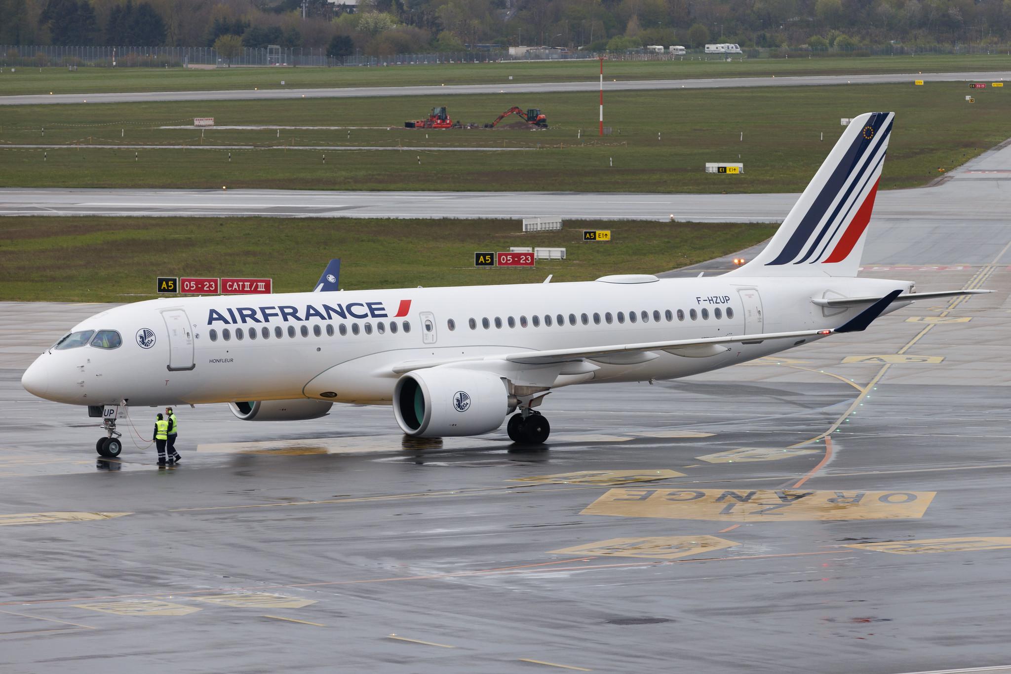 Hamburg Airport: Red Sea Airlines (RS / RSX) | Boeing 737-8Q8 B738 | SU-RSB | MSN 29369