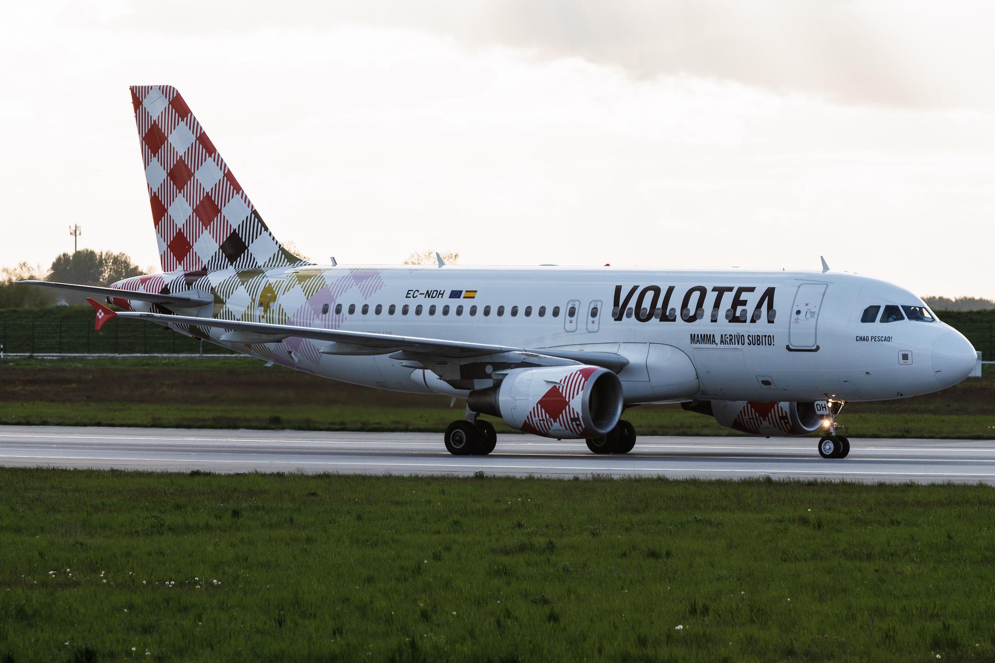 Hamburg Finkenwerder: Volotea (V7 / VOE) | Airbus A319-111 A319 | EC-NDH | MSN 03403