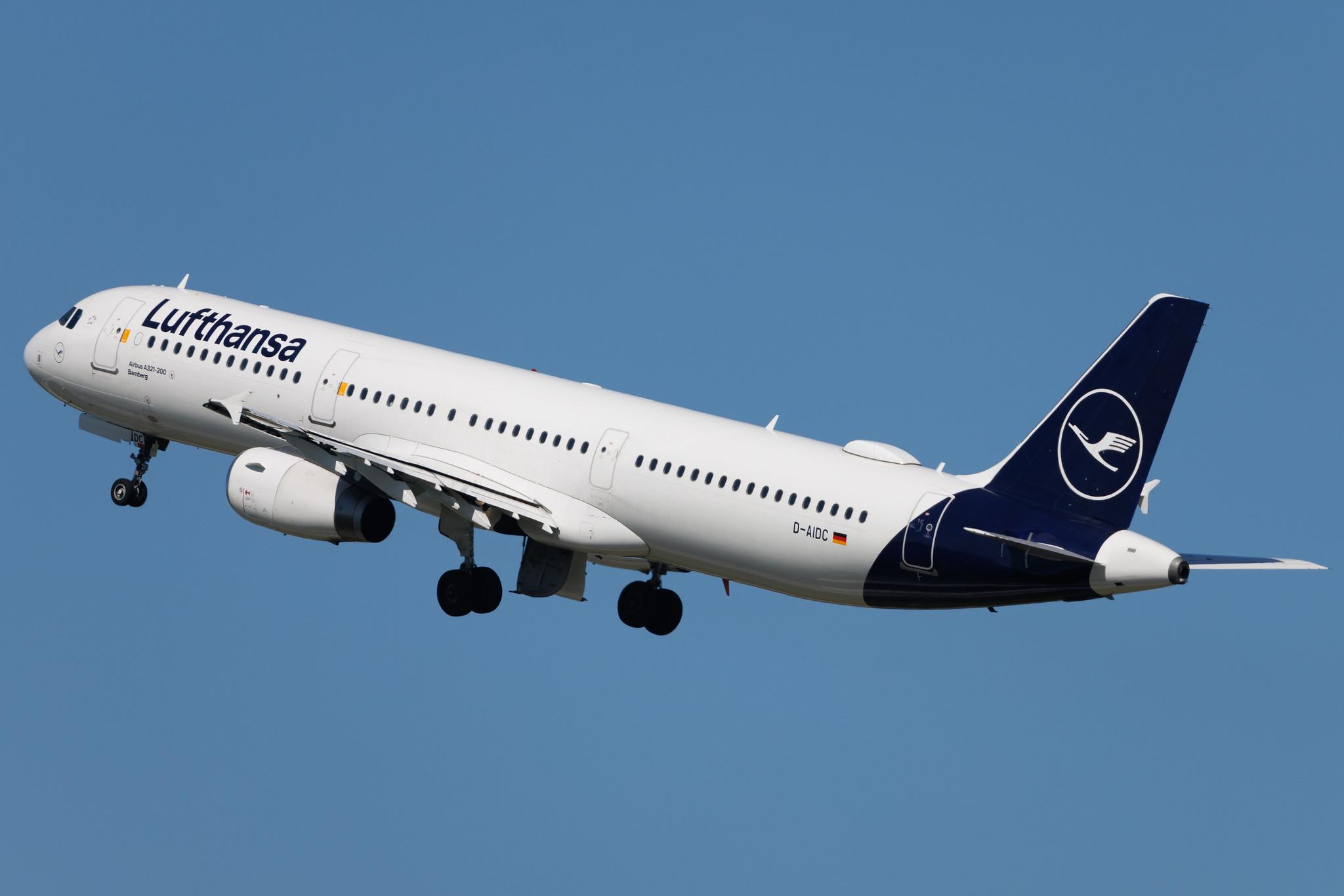 Flughafen Berlin Brandenburg: Lufthansa (LH / DLH) | Airbus A321-231 A321 | D-AIDC | MSN 4560