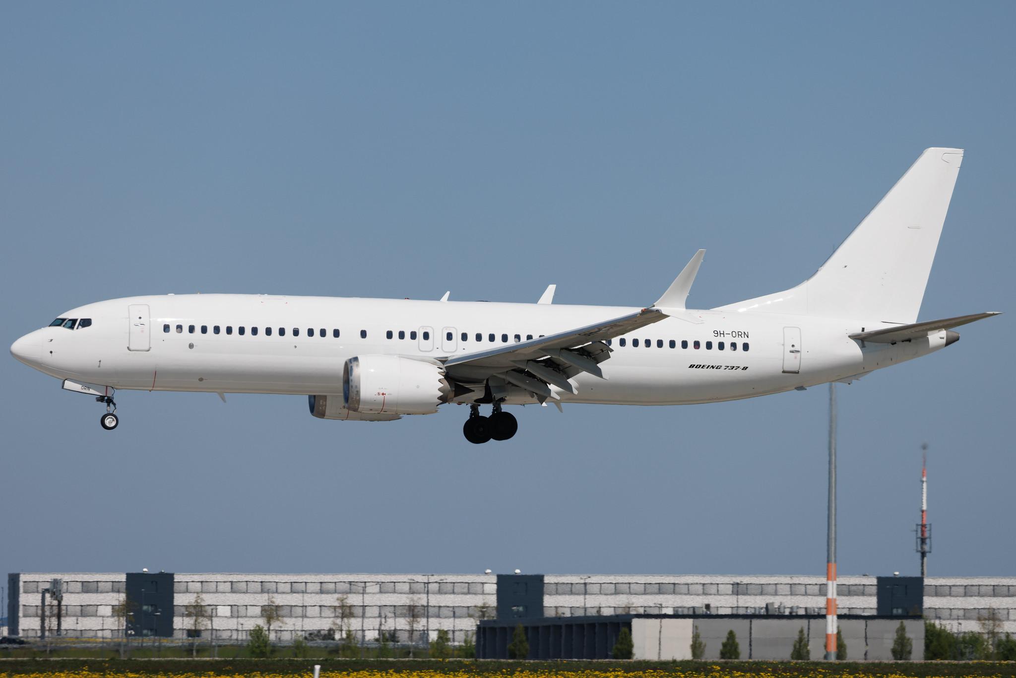 Flughafen Berlin Brandenburg: SmartLynx (6Y / ART) | Operator: SmartLynx Malta |  Boeing 737 MAX 8 B38M | 9H-ORN | MSN 44863
