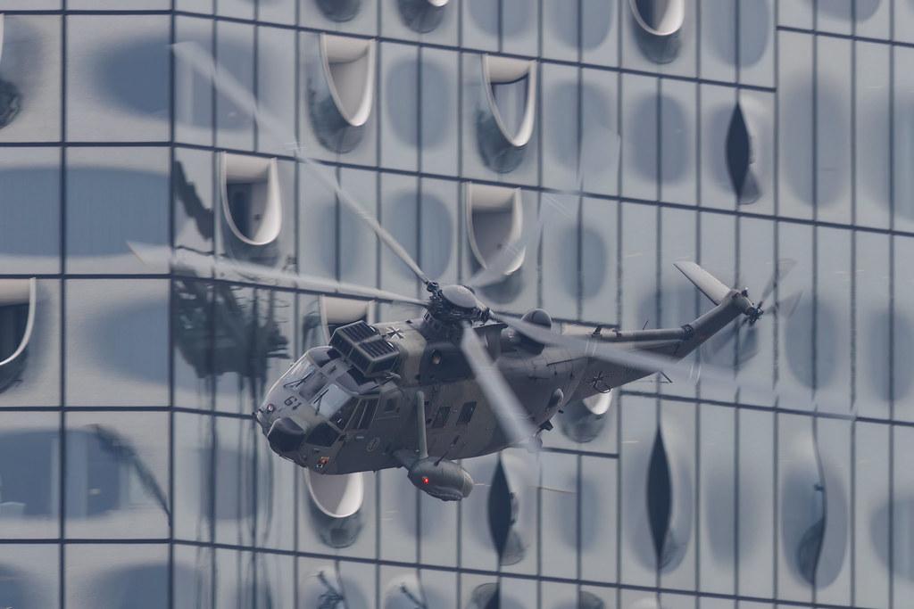 SOS Joint Rescue Operation: German Navy (/ GNY) | Westland Sea King Mk.41 | 89-61 | MSN WA830