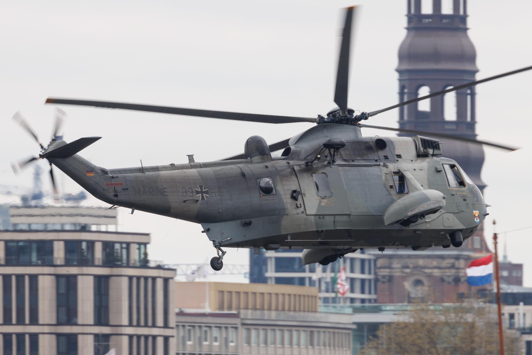 SOS Joint Rescue Operation: German Navy (/ GNY) | Westland Sea King Mk.41 | 89-61 | MSN WA830