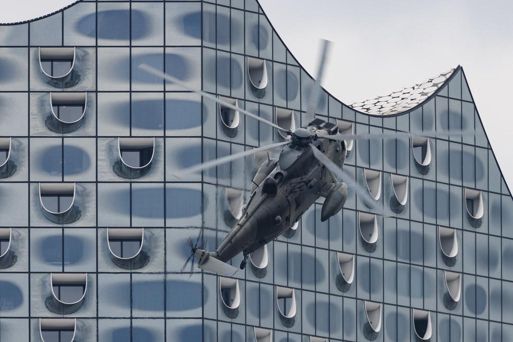 SOS Joint Rescue Operation: German Navy (/ GNY) | Westland Sea King Mk.41 | 89-61 | MSN WA830