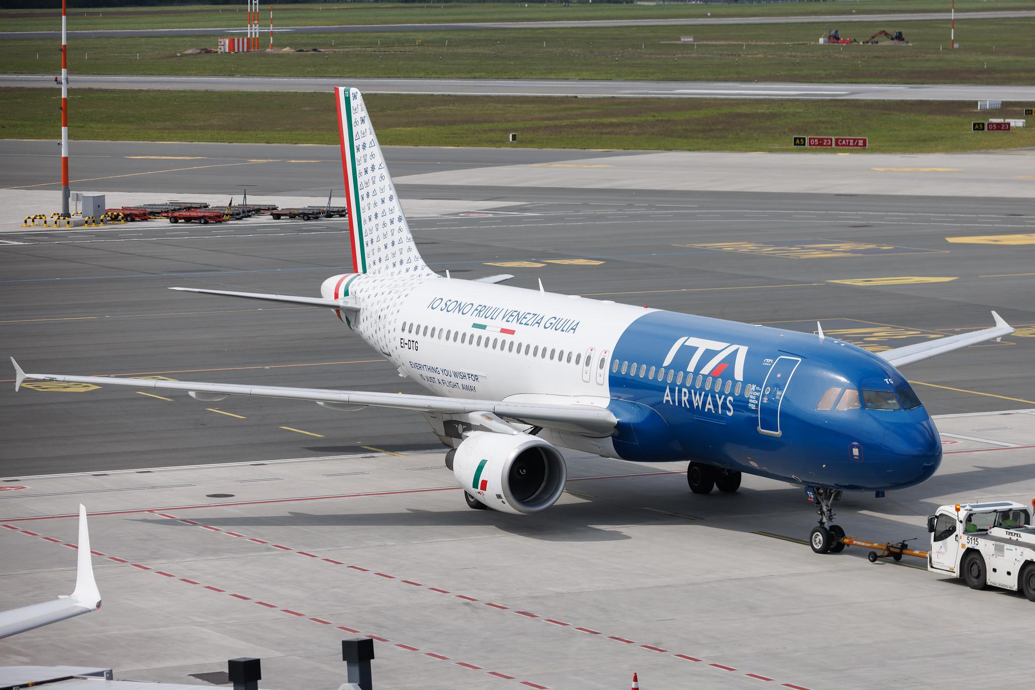 Hamburg Airport: ITA Airways (AZ / ITY) | Livery: Friuli-Venezia Giulia Livery | Airbus A320-216 A320 | EI-DTG | MSN 03921