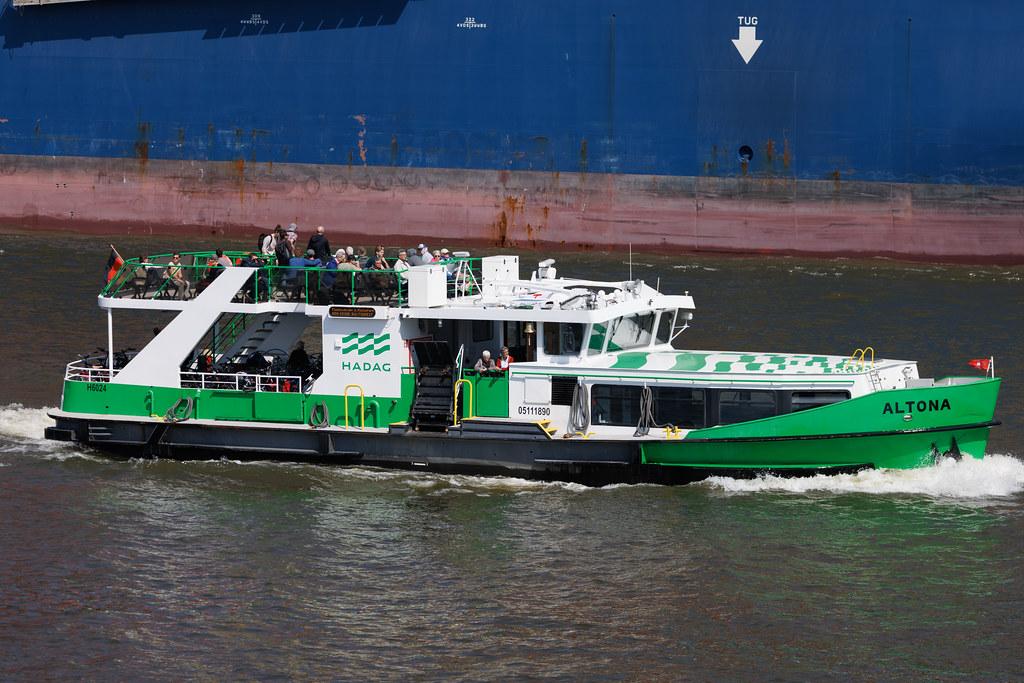 Hamburg Finkenwerder: HADAG-Fähre Altona