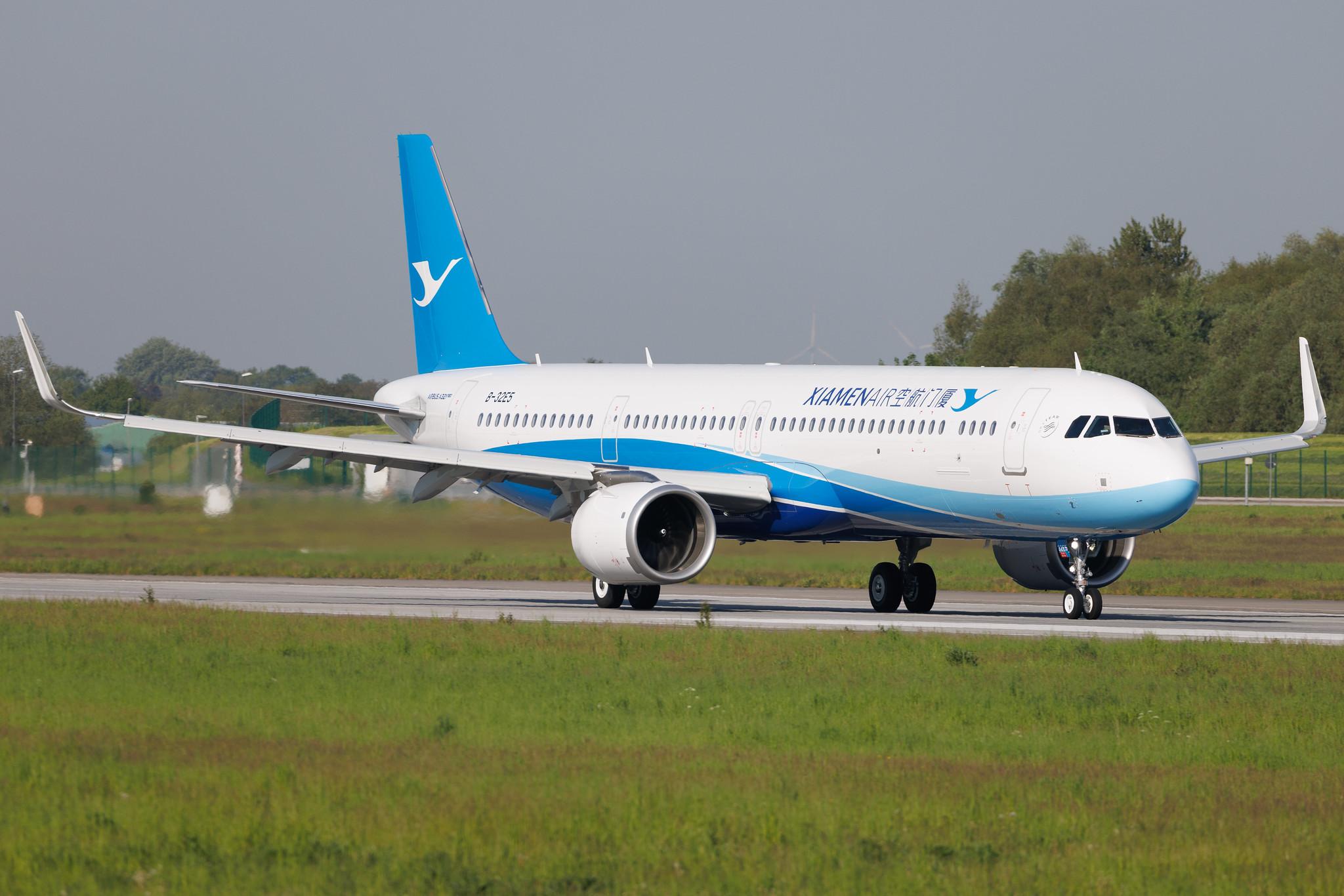 Hamburg Finkenwerder: Xiamen Air (MF / CXA) | Airbus A321-251NX A21N | B-32E5 | MSN 11371