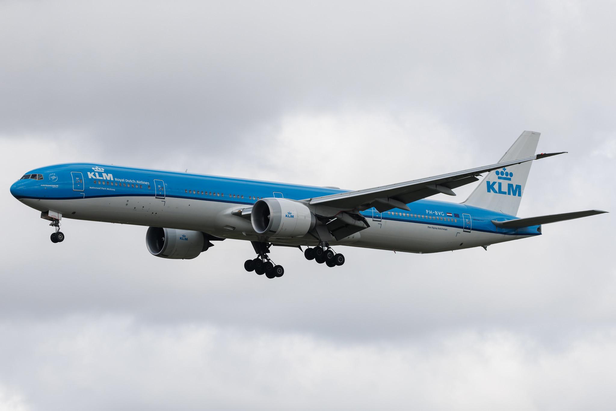 Amsterdam Schiphol: KLM (KL / KLM) | Boeing 777-306(ER) B77W | PH-BVG | MSN 38867