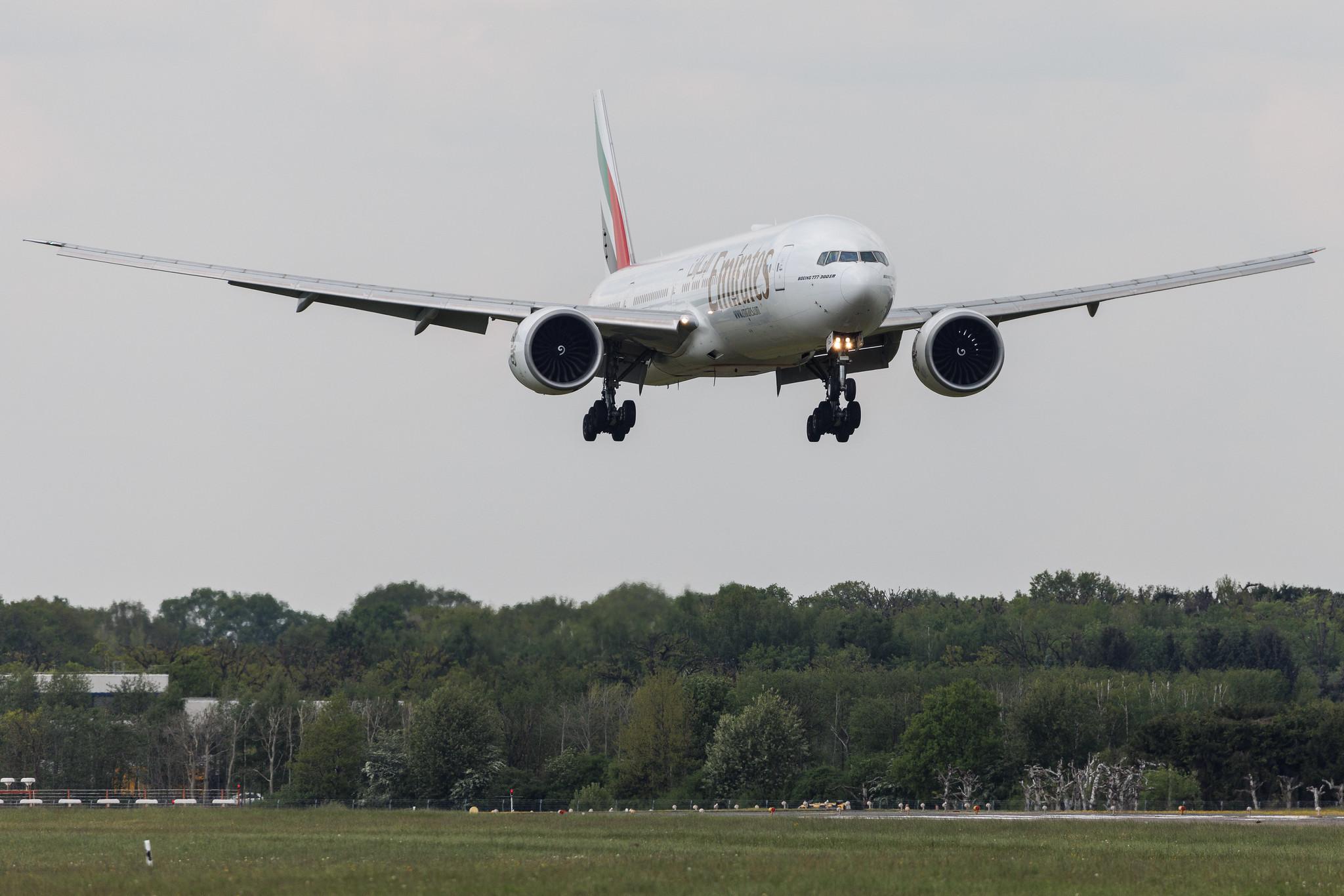 Hamburg Airport: Emirates (EK / UAE) | Boeing 777-31H(ER) B77W | A6-EGZ | MSN 41081