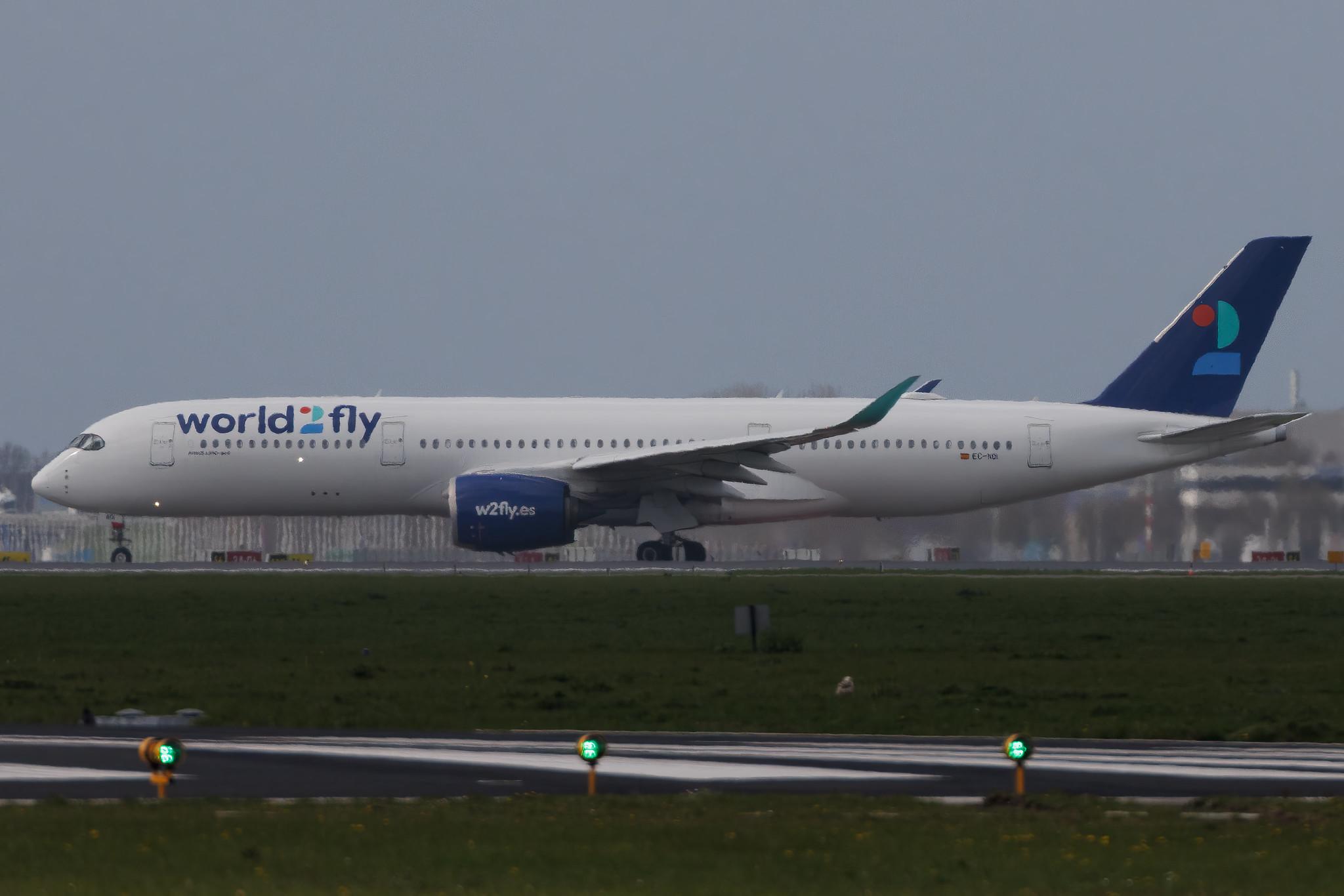 Amsterdam Schiphol: World2Fly (2W / WFL) | Airbus A350-941 A359 | EC-NOI | MSN 448