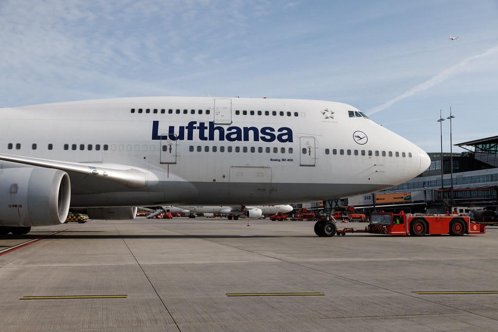 Hamburg Airport: Lufthansa (LH / DLH) | Boeing 747-430 B744 | D-ABVX | MSN 29868