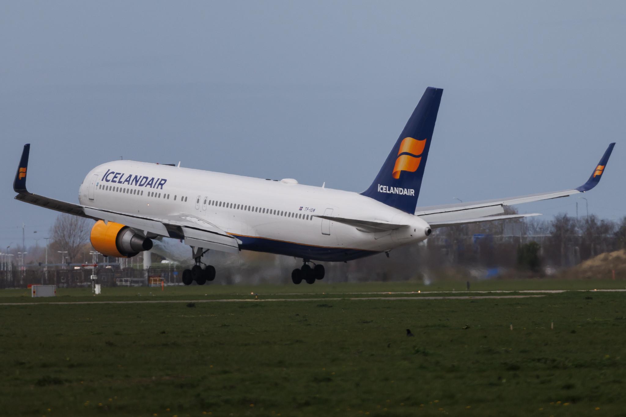 Amsterdam Schiphol: Icelandair (FI / ICE) | Boeing 767-319(ER) B763 | TF-ISW | MSN 28745