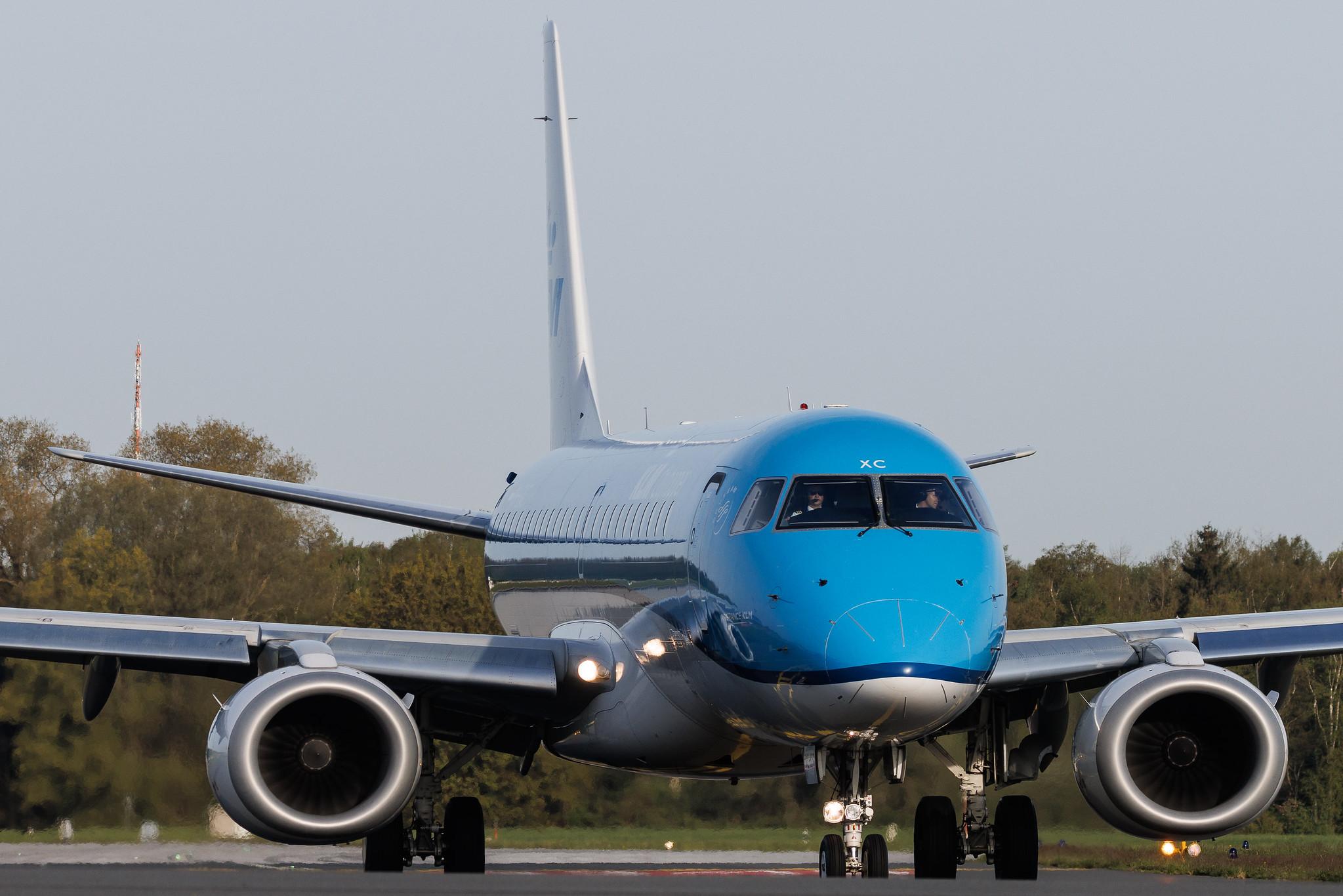 Hamburg Airport: KLM (KL / KLM) | Operator: KLM Cityhopper | Embraer E190STD E190 | PH-EXC | MSN 19000659