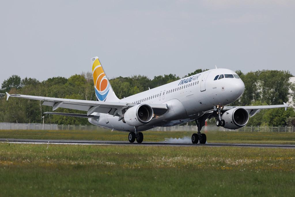 Hamburg Airport: Trade Air (C3 / TDR) | Airbus A320-214 A320 | 9A-BTK | MSN 02569