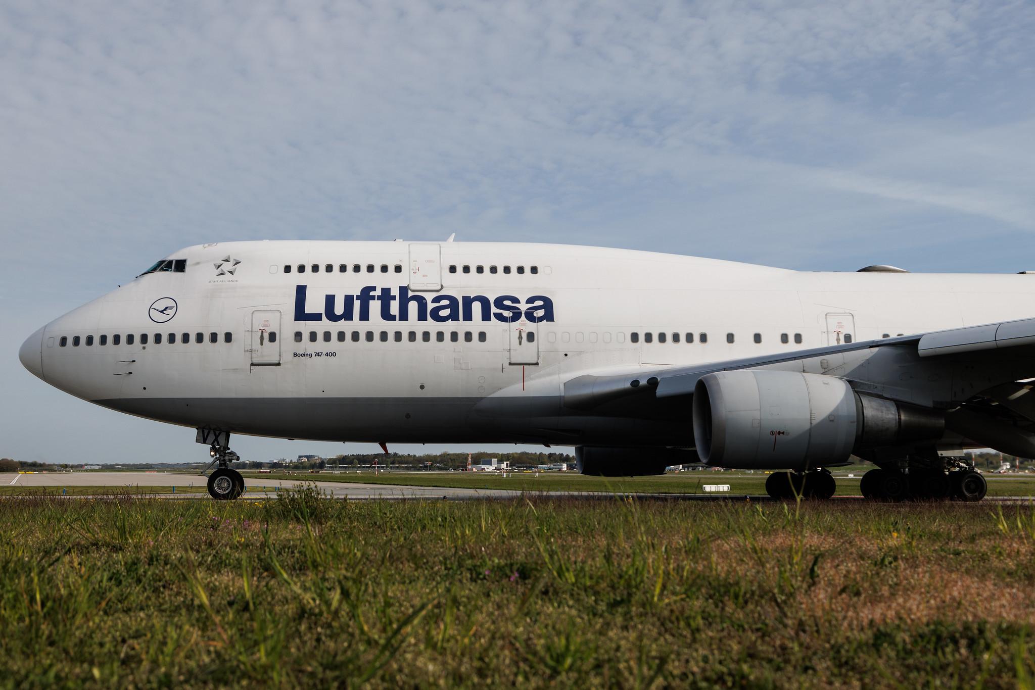 Hamburg Airport: Lufthansa (LH / DLH) | Boeing 747-430 B744 | D-ABVX | MSN 29868