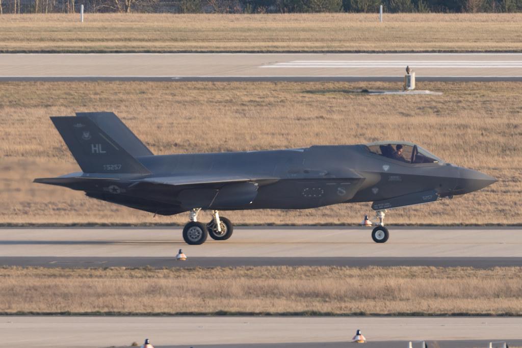 Flughafen Berlin Brandenburg: United States Air Force (USAF) | Lockheed Martin F-35A Lightning II F35 | 17-5257 | MSN AF-199