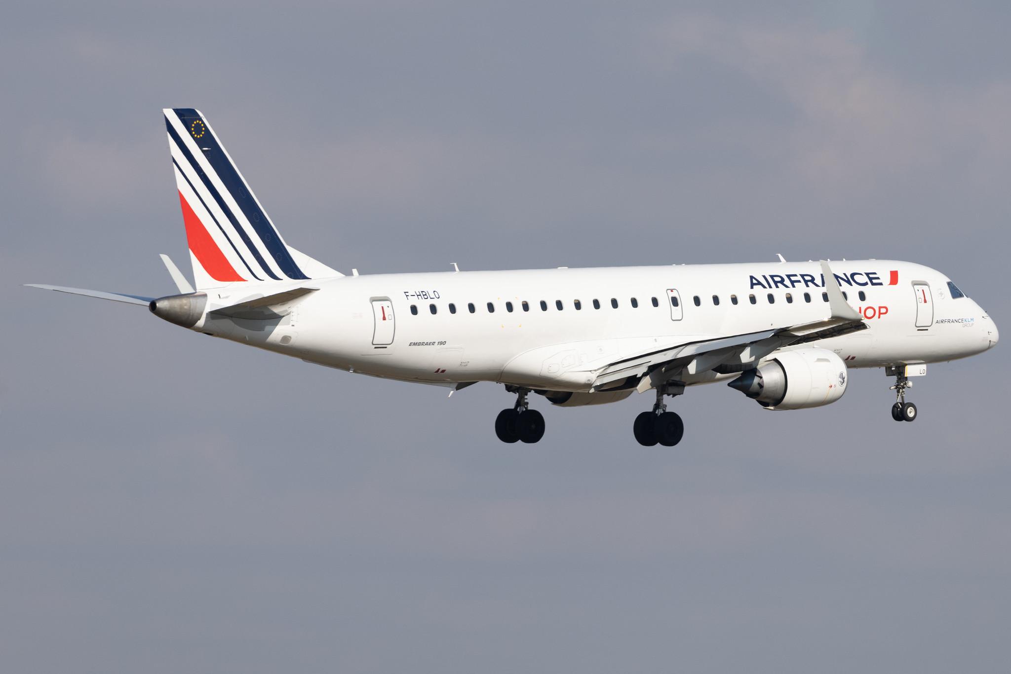 Flughafen Berlin Brandenburg: Air France (AF / AFR) | Operator: Air France Hop | Embraer E190STD E190 | F-HBLO | MSN 19000770