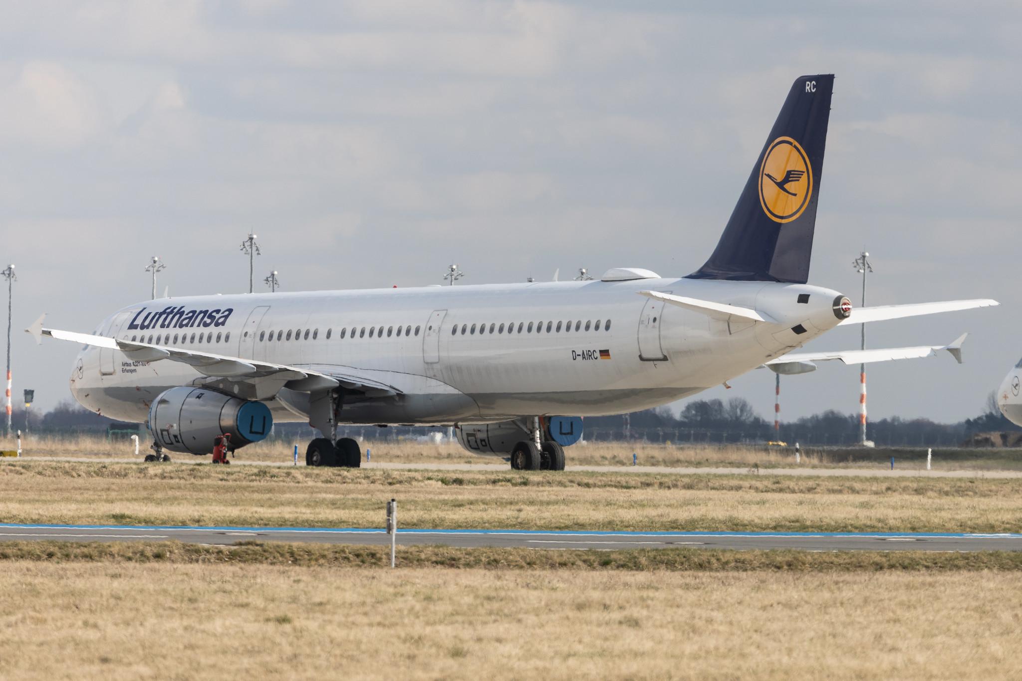 Flughafen Berlin Brandenburg: Lufthansa (LH / DLH) | Airbus A321-131 A321 | D-AIRC | MSN 0473
