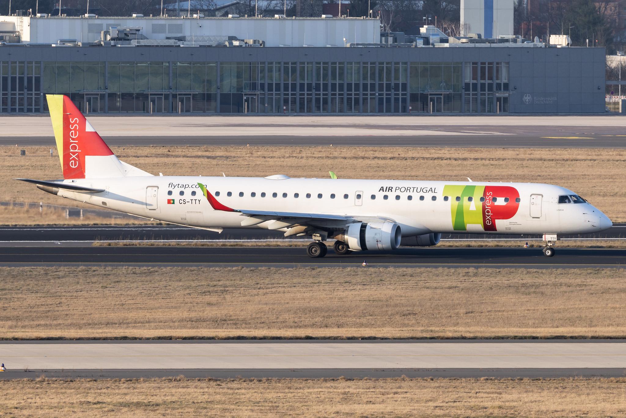 Flughafen Berlin Brandenburg: TAP Express (TP / TAP) | Operator: Portugalia Airlines | Embraer E195AR E195 | CS-TTY | MSN 19000609
