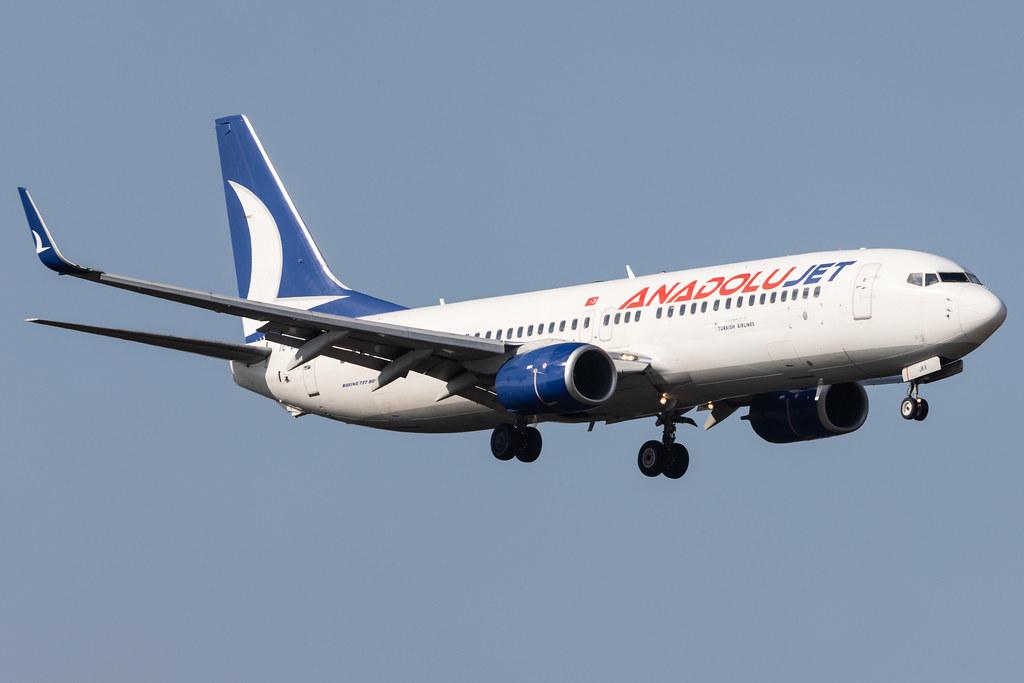 Flughafen Berlin Brandenburg: AnadoluJet (TK / THY) | Operator: SunExpress | Boeing 737-8Q8 B738 | TC-JKV | MSN 41808