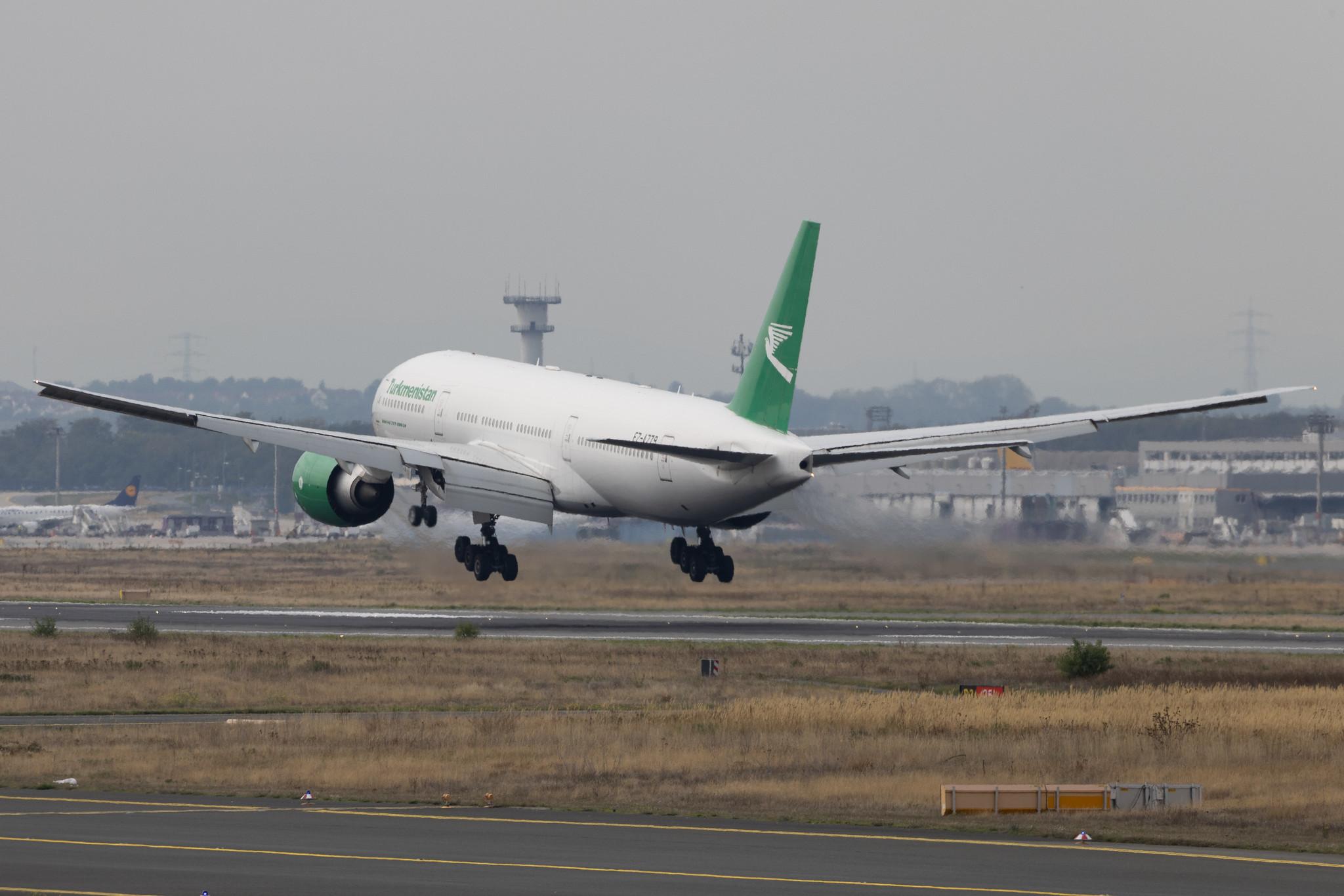 Frankfurt Airport: Turkmenistan Airlines (T5 / TUA) | Boeing 777-22K(LR) B77L | EZ-A779 | MSN 42297