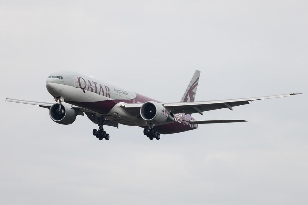 Frankfurt Airport: Qatar Airways (QR / QTR) | Livery: FIFA World Cup Qatar 2022 | Boeing 777-3DZ(ER) B77W | A7-BEB | MSN 43215