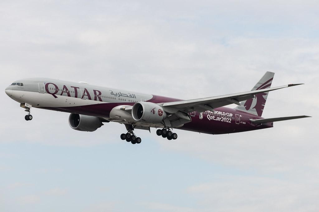 Frankfurt Airport: Qatar Airways (QR / QTR) | Livery: FIFA World Cup Qatar 2022 | Boeing 777-3DZ(ER) B77W | A7-BEB | MSN 43215