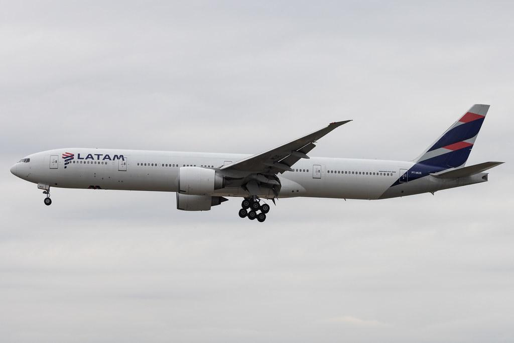 Frankfurt Airport: LATAM Airlines (LA / LAN) | Operator: LATAM Brasil | Boeing 777-32W(ER) B77W | PT-MUE | MSN 38886
