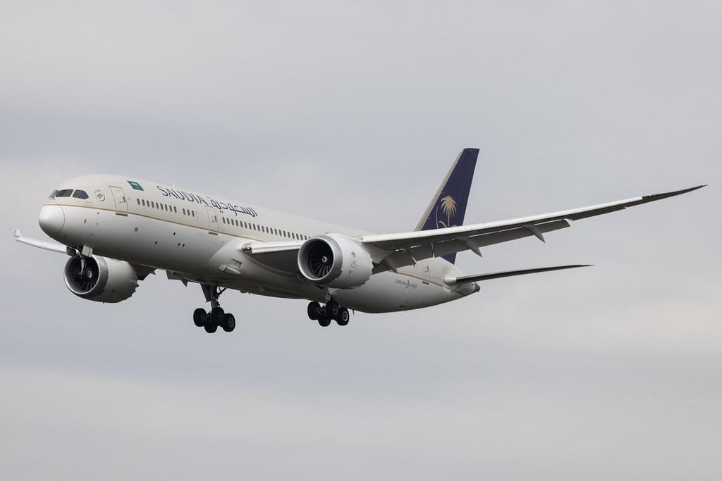 Frankfurt Airport: Saudia (SV / SVA) |  Boeing 787-9 Dreamliner B789 | HZ-ARF | MSN 41549