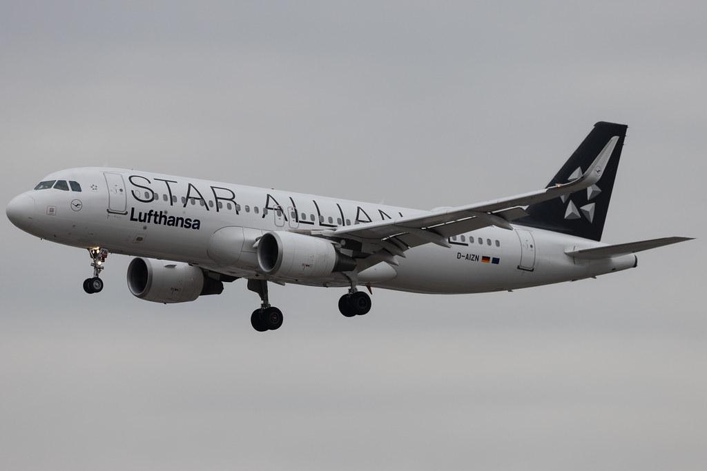 Frankfurt Airport: Lufthansa (LH / DLH) | Livery: Star Alliance Livery | Airbus A320-214 A320 | D-AIZN | MSN 5425