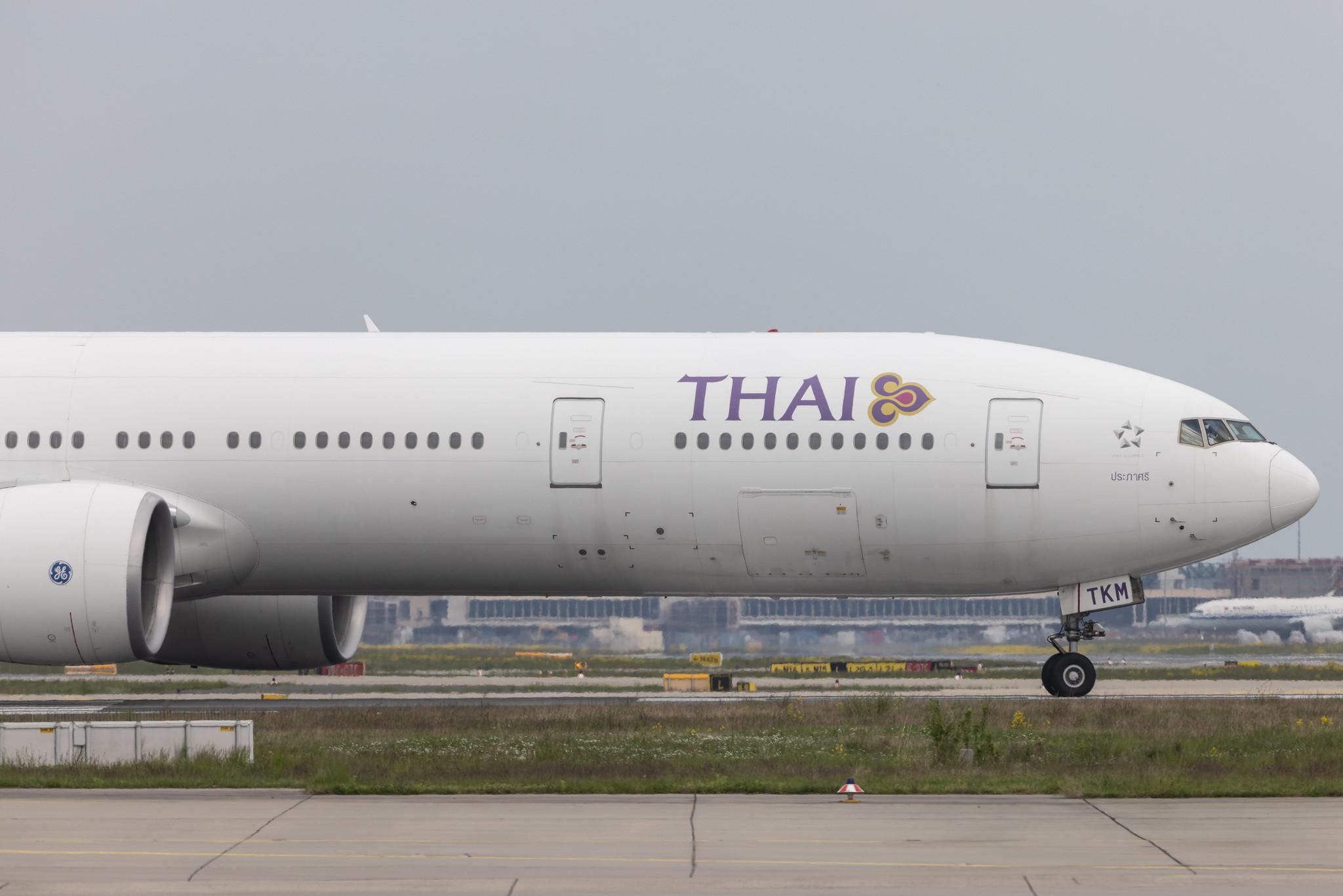 Frankfurt Airport: Thai Airways (TG / THA) | Boeing 777-3AL(ER) B77W | HS-TKM | MSN 41522