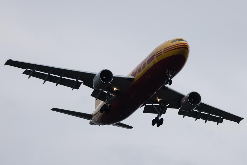 Frankfurt Airport: DHL (D0 / DHK) | Livery: No. 1 Best Workplace Stickers | Operator: European Air Transport | Airbus A300B4-622R(F) A306 | D-AEAC | MSN 602