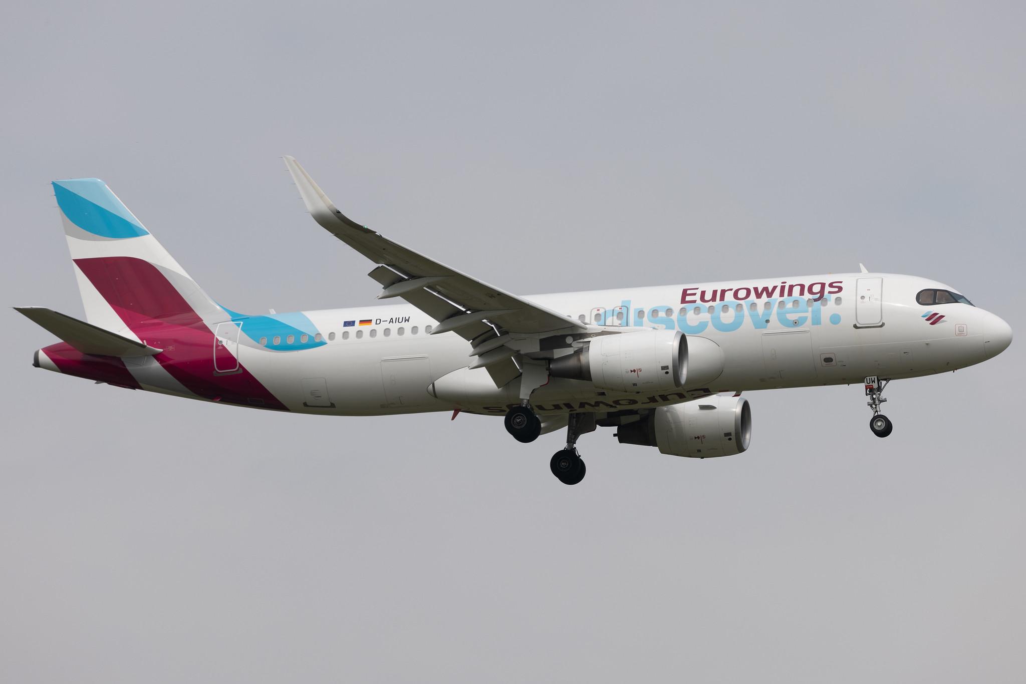 Frankfurt Airport: Eurowings Discover (4Y / OCN) | Airbus A320-214 A320 | D-AIUW | MSN 7251