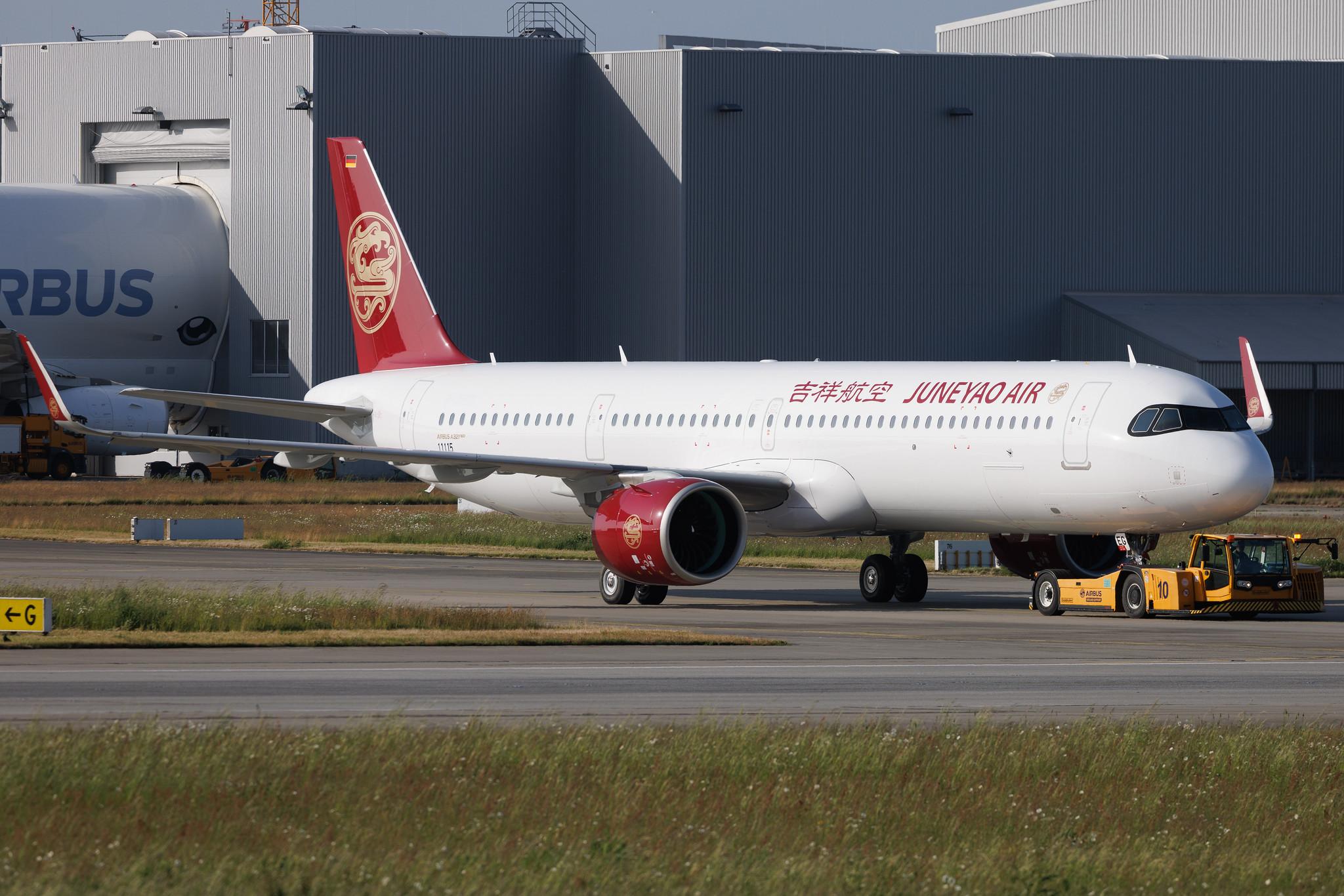 Hamburg Finkenwerder: Juneyao Airlines (HO / DKH) | Airbus A321-271NX A21N | D-AXXW | MSN 11115