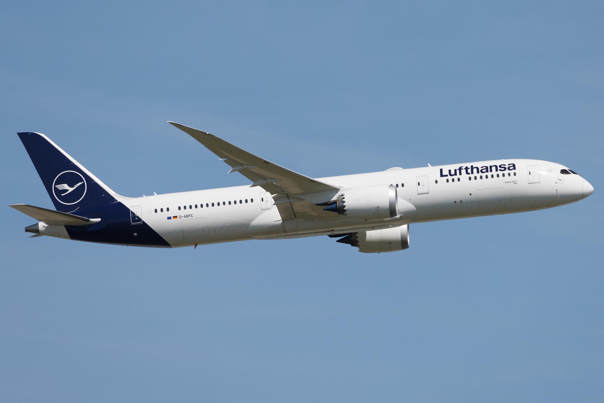 Frankfurt Airport: Lufthansa (LH / DLH) | Boeing 787-9 Dreamliner B789 | D-ABPC | MSN 62733