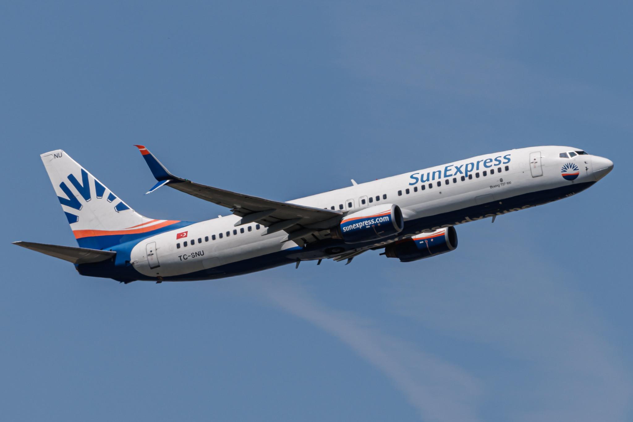 Frankfurt Airport: SunExpress (XQ / SXS) | Boeing 737-8HC B738 | TC-SNU | MSN 40756
