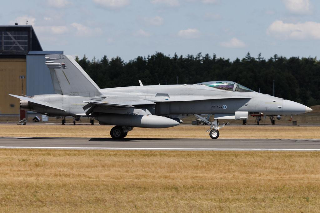 Fliegerhorst Hohn: Finland - Air Force | McDonnell Douglas F/A-18C Hornet F18 | HN-405 | MSN 1306/FNC005
