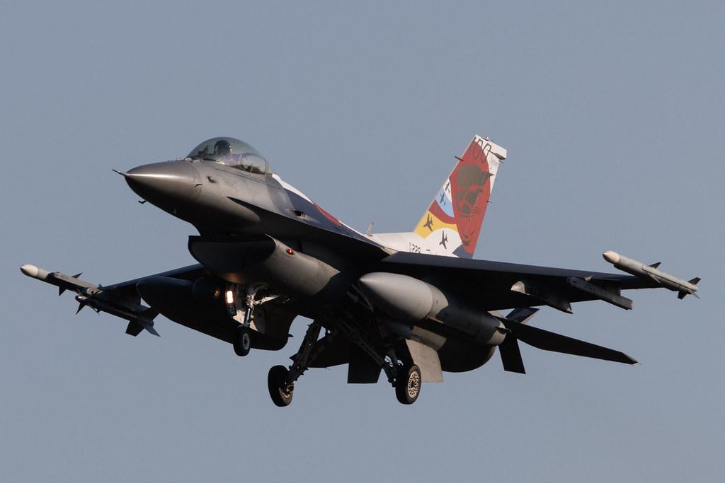 Schleswig Jagel Airport: United States Air Force (USAF) | General Dynamics F-16C Fighting Falcon F16 | 87-0229 | MSN 5C-490