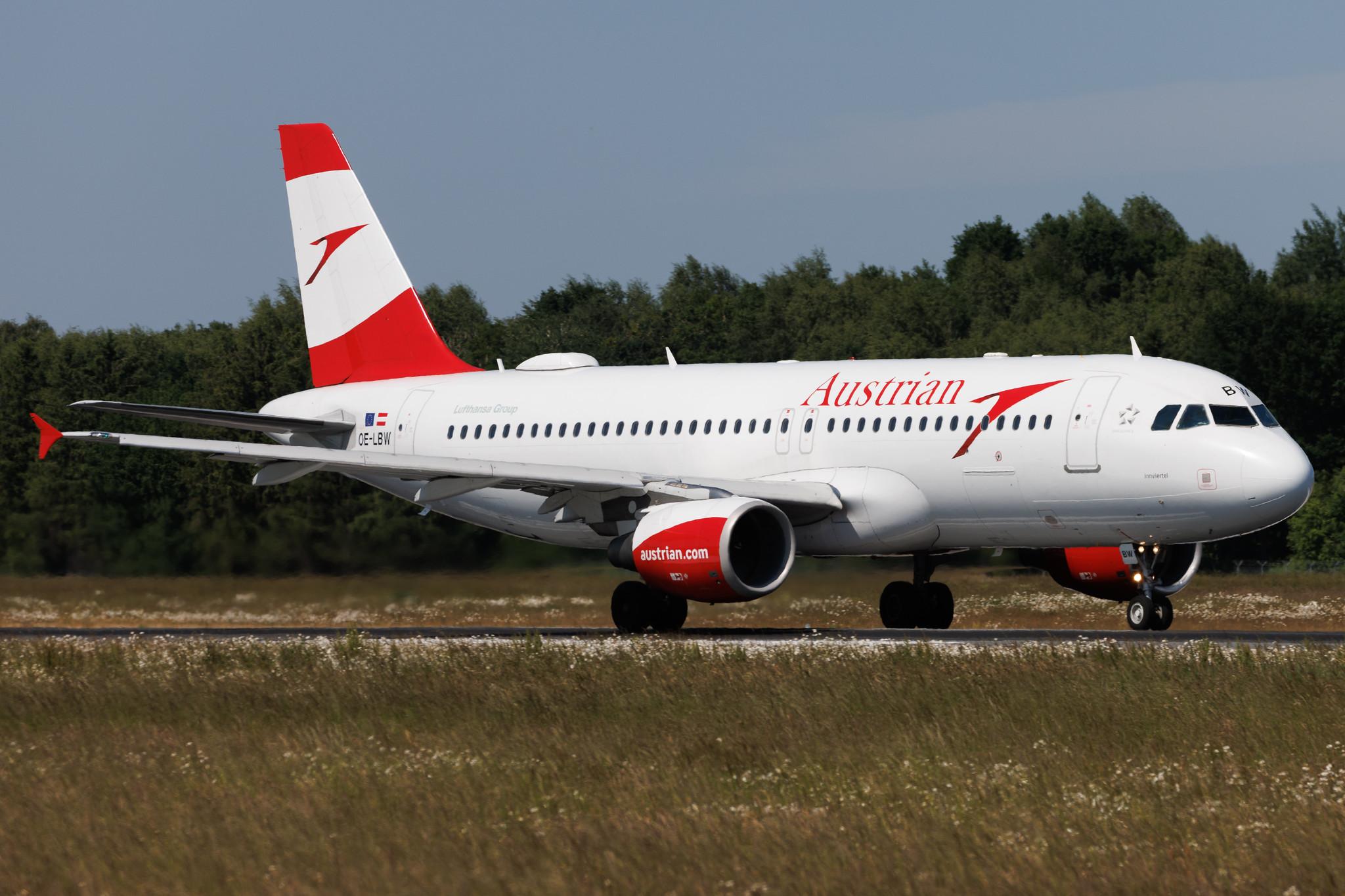 Hamburg Airport: Austrian Airlines (OS / AUA) | Airbus A320-214 A320 | OE-LBW | MSN 1678