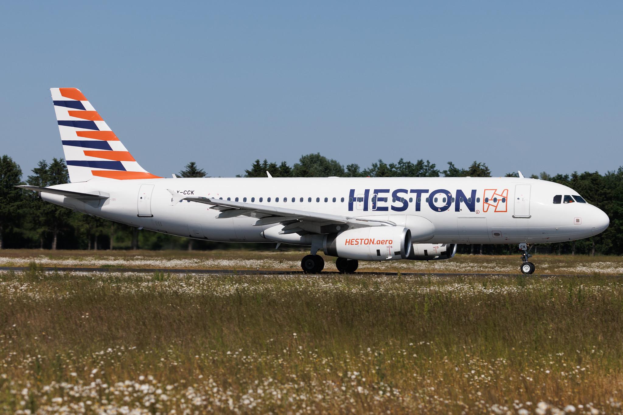 Hamburg Airport: Heston Airlines (HN / HST) | Airbus A320-232 A320 | LY-CCK | MSN 2210