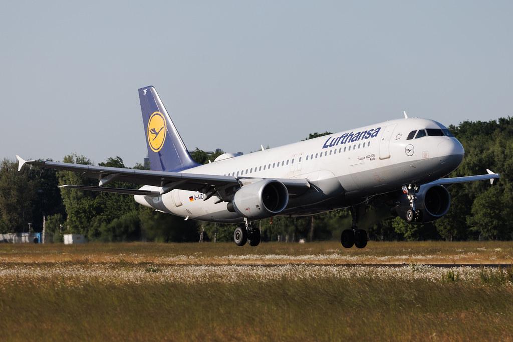 Hamburg Airport: Lufthansa (LH / DLH) | Airbus A320-214 A320 | D-AIZF | MSN 4289