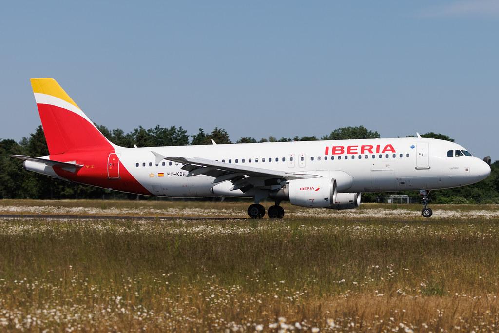 Hamburg Airport: Iberia (IB / IBE) | Airbus A320-214 A320 | EC-KOH | MSN 2248