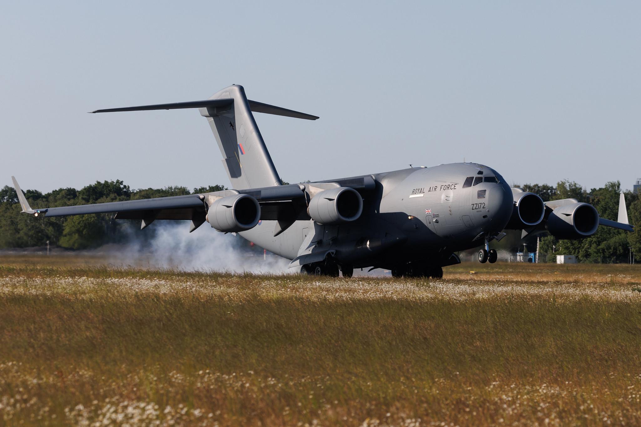Hamburg Airport: United Kingdom - Royal Air Force (RAF) (/ RRR) | Operator: United Kingdom - Royal Air Force Air Transport | Boeing C-17A Globemaster III C17 | ZZ172 | MSN 50079/UK-2