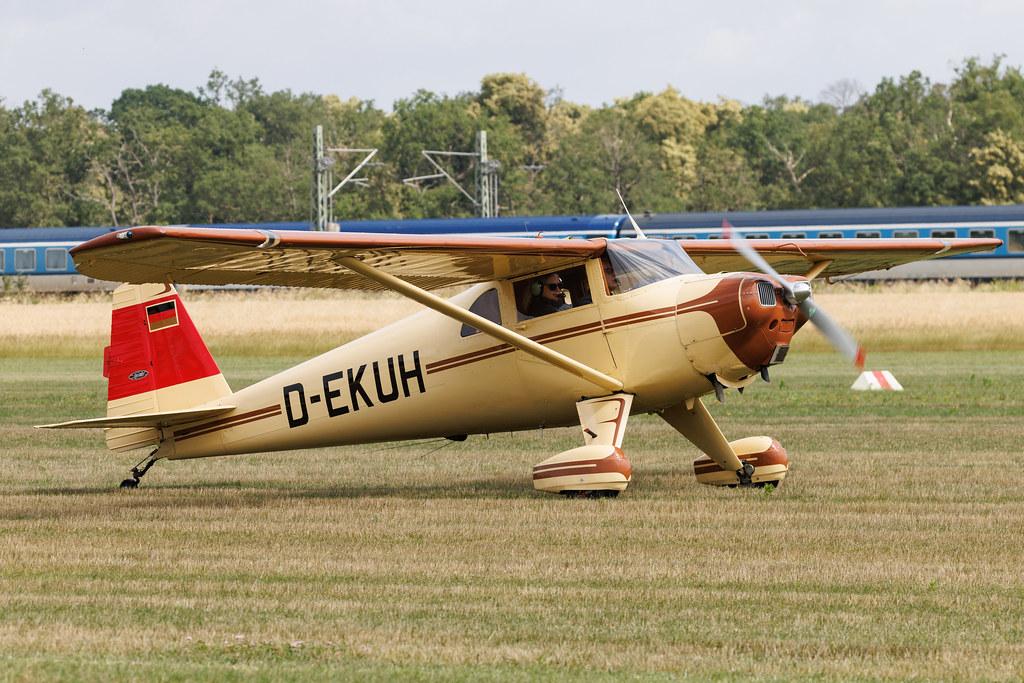 Flugplatz Bienenfarm: Private Owner | Luscombe 8F | D-EKUH | MSN 6295