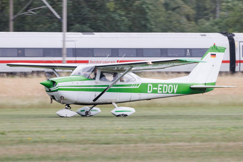 Flugplatz Bienenfarm: Private owner | Reims F172G Skyhawk C172 | D-EDOV | MSN F1720227