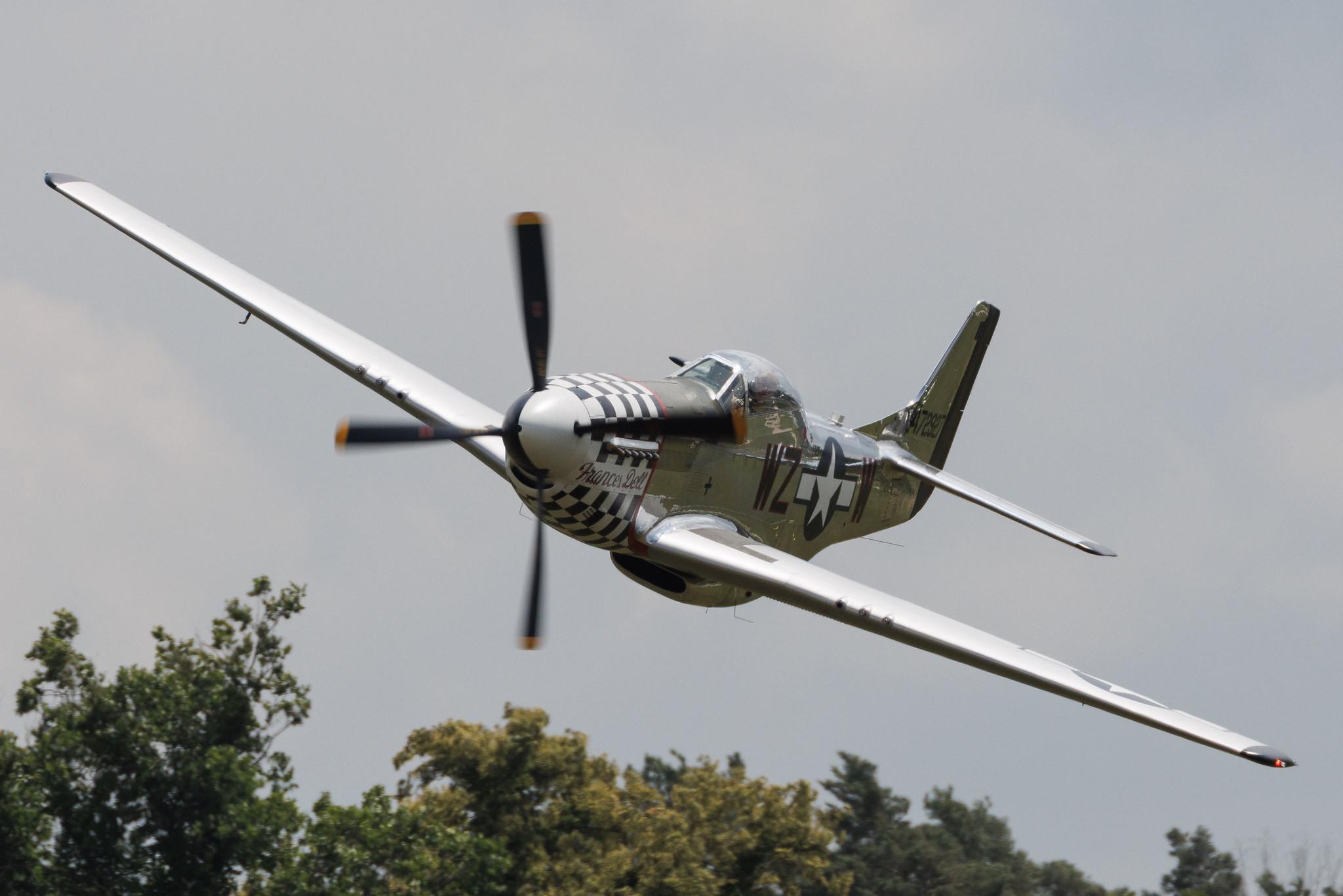 Flugplatz Bienenfarm: Private Owner | North American P-51D Mustang | NL51ZW | MSN 122-40993