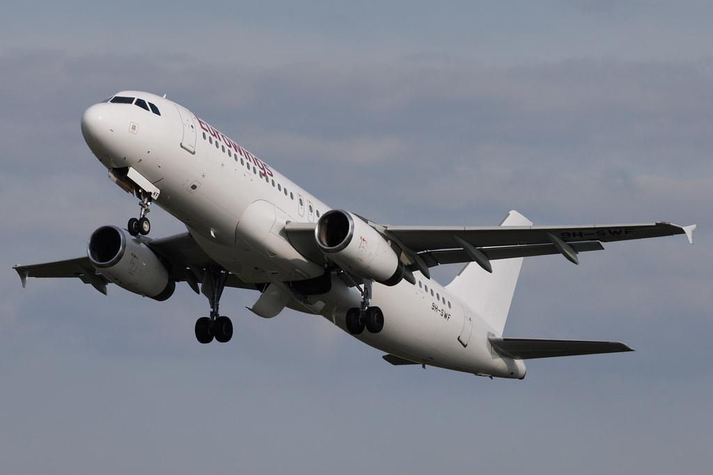 Hamburg Airport: Eurowings (EW / EWG) | Operator: Avion Express Malta | Airbus A320-232 A320 | 9H-SWF | MSN 03581
